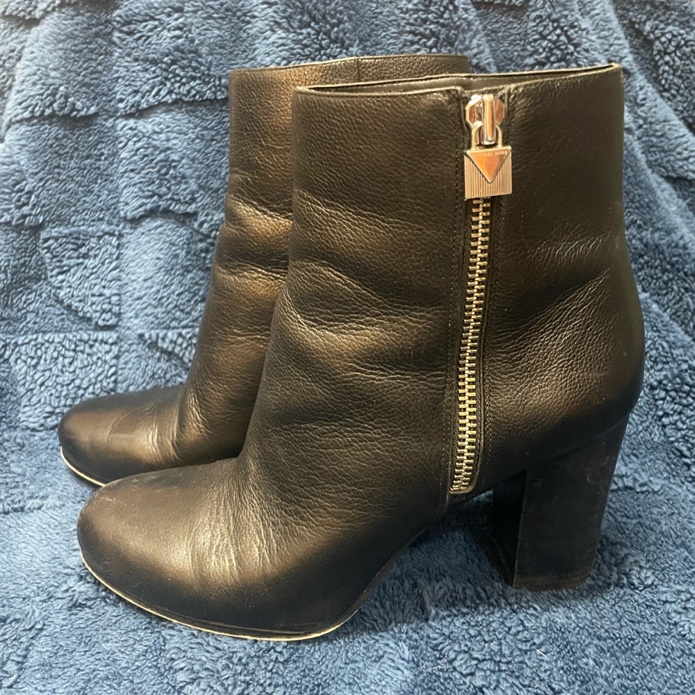 Michael Kors Elegant Black Ankle Booties